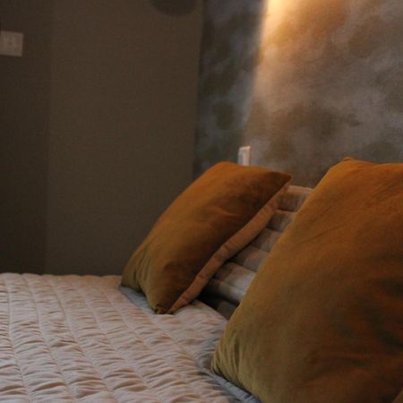 Logis Hotel L'Ayguelade Bielle Zewnętrze zdjęcie